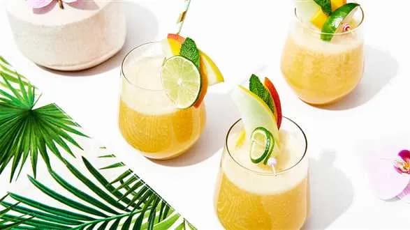 Lemoniada z wodą kokosową