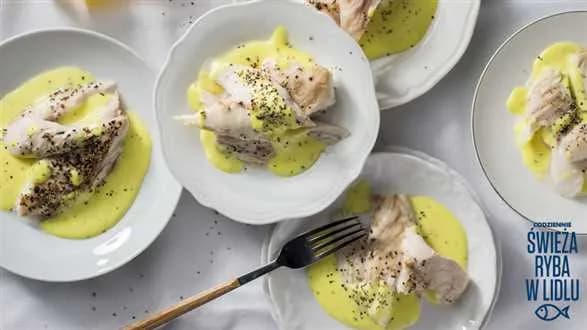 Okoń morski w sosie cytrusowym