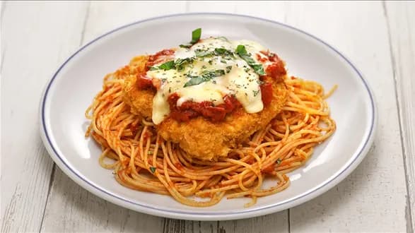 Chicken parmigiana — kurczak po parmeńsku