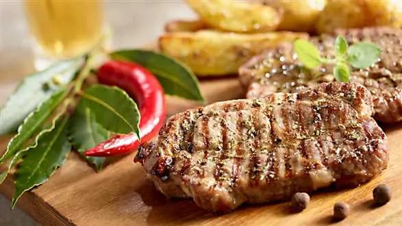 Grillowana karkówka w piwie