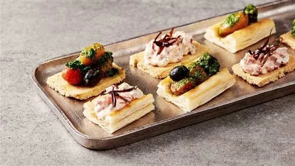 Sylwestrowe przekąski z ciasta francuskiego