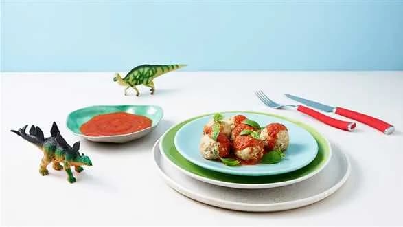 Pulpety z królika na parze w sosie pomidorowym