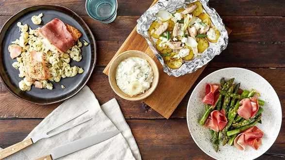 Młode ziemniaki z twarogiem i makrelą