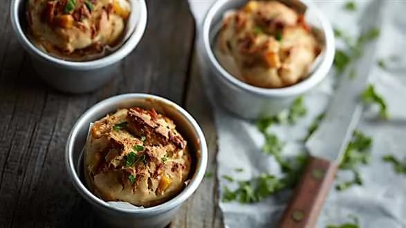 Muffinki z tuńczykiem i kukurydzą